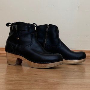 No. 6 Leather Clog Buckle Boot